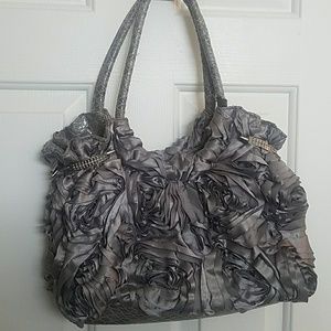 Silver Flower Detailed Purse